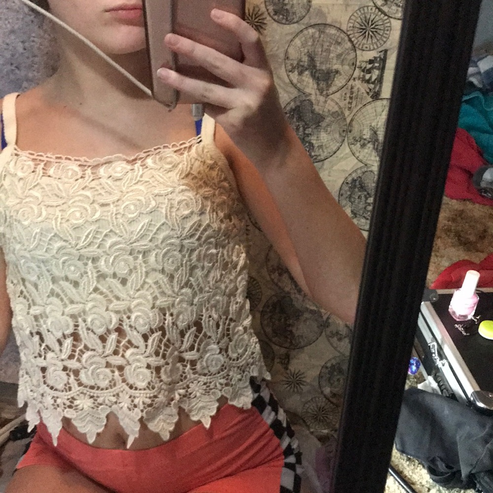 Cropped tank